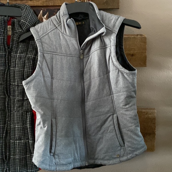 Vests - Set of 2 - Picture 2 of 7